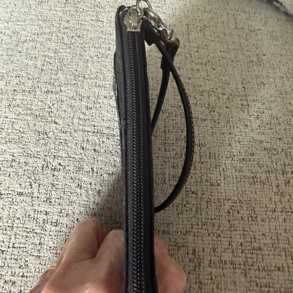 Coach Y2K Black Mini C Jaquard/Leather Wristlet EUC 6x4 - Picture 6 of 7